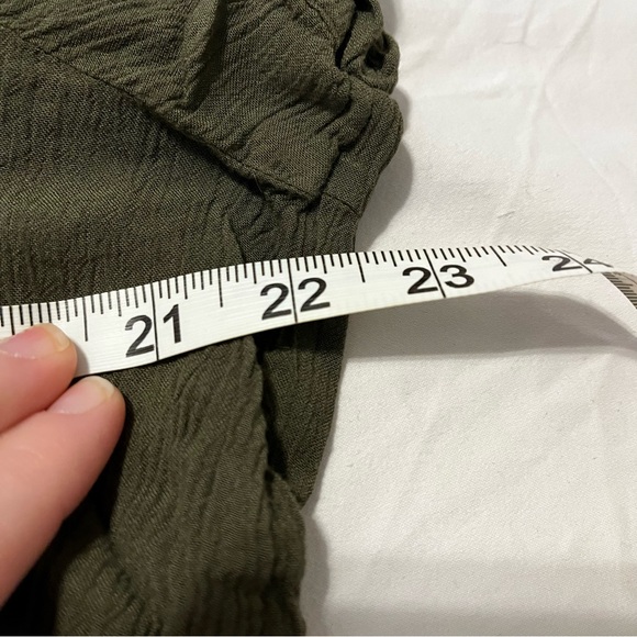 Sonoma Goods for Life Army Green Button Up Short Sleeve Pockets - Picture 5 of 8